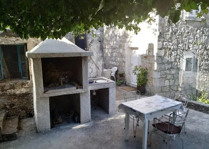 With Parking Space Prozura, Mljet - 22331